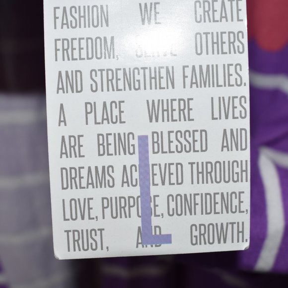 NWT Light purple Caroline - Picture 4 of 6